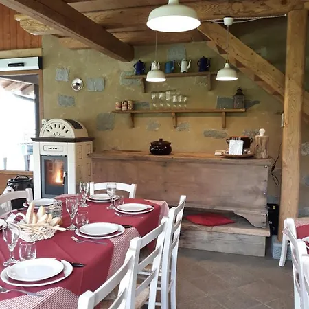 Ca Praudin Guest house Vico Canavese